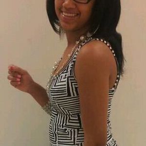 Meet your Posher, Alexis